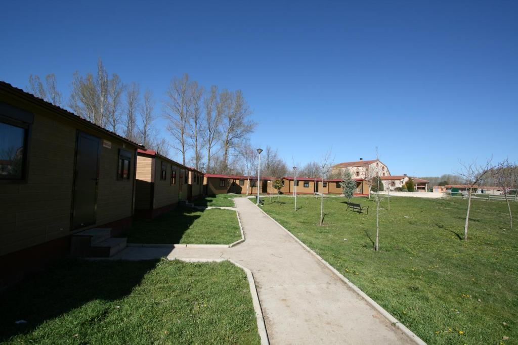 Bungalows Granja Escuela Arlanzon Exterior photo