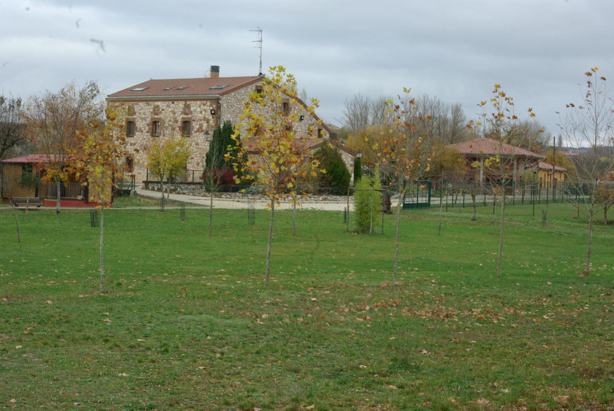 Bungalows Granja Escuela Arlanzon Exterior photo